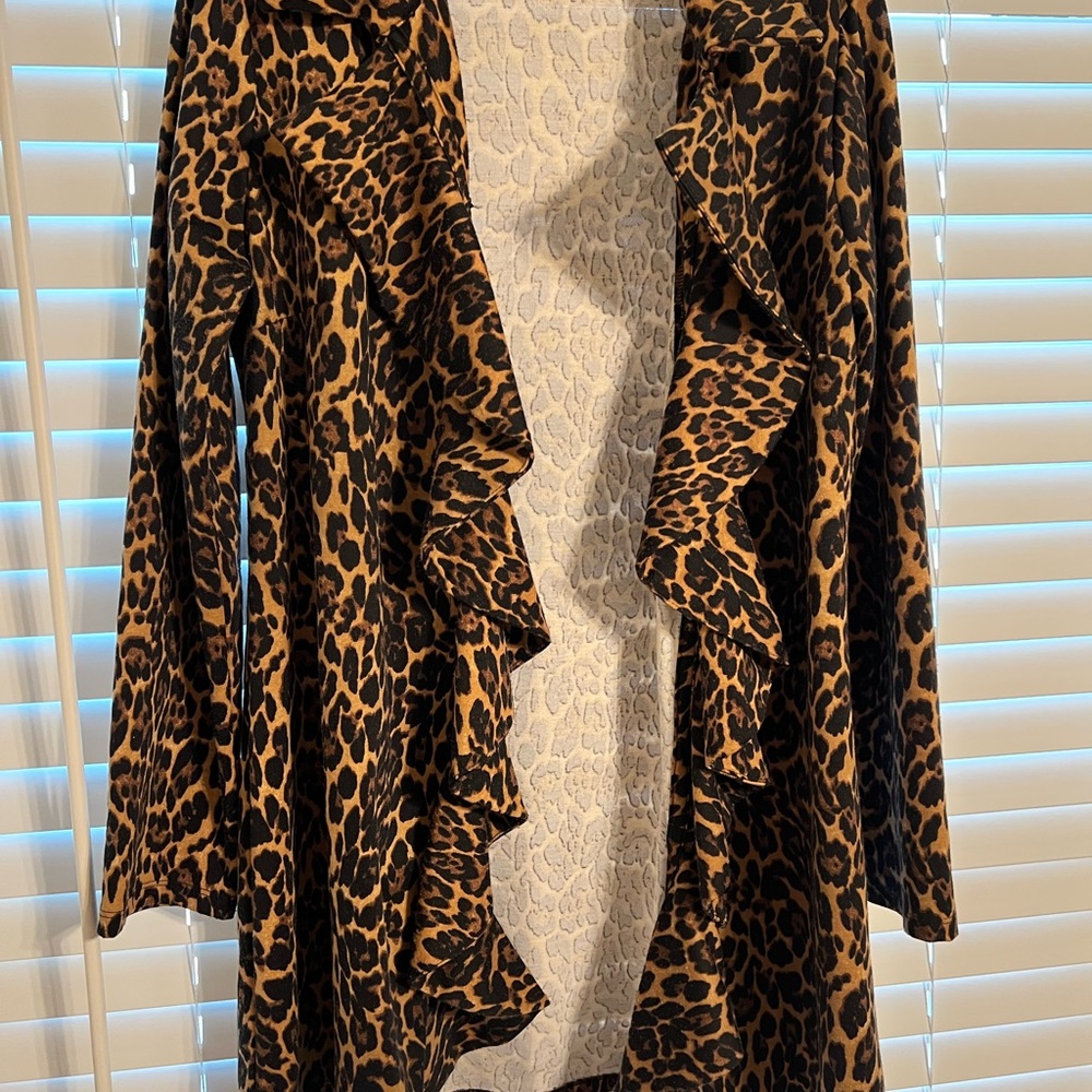 Cable & Gauge Leopard Print Cardigan